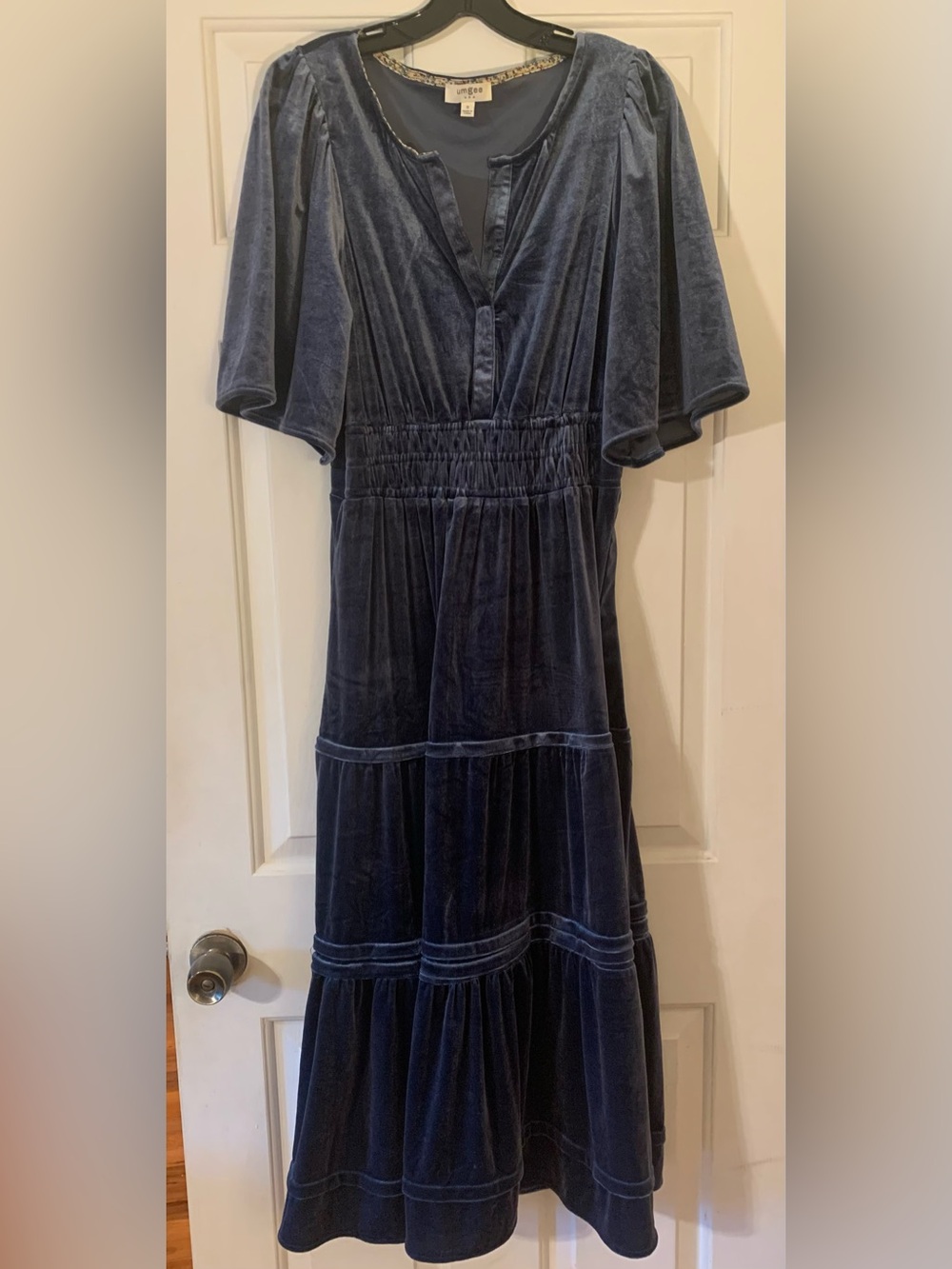 Umgee Navy Velvet Tiered Midi Dress S